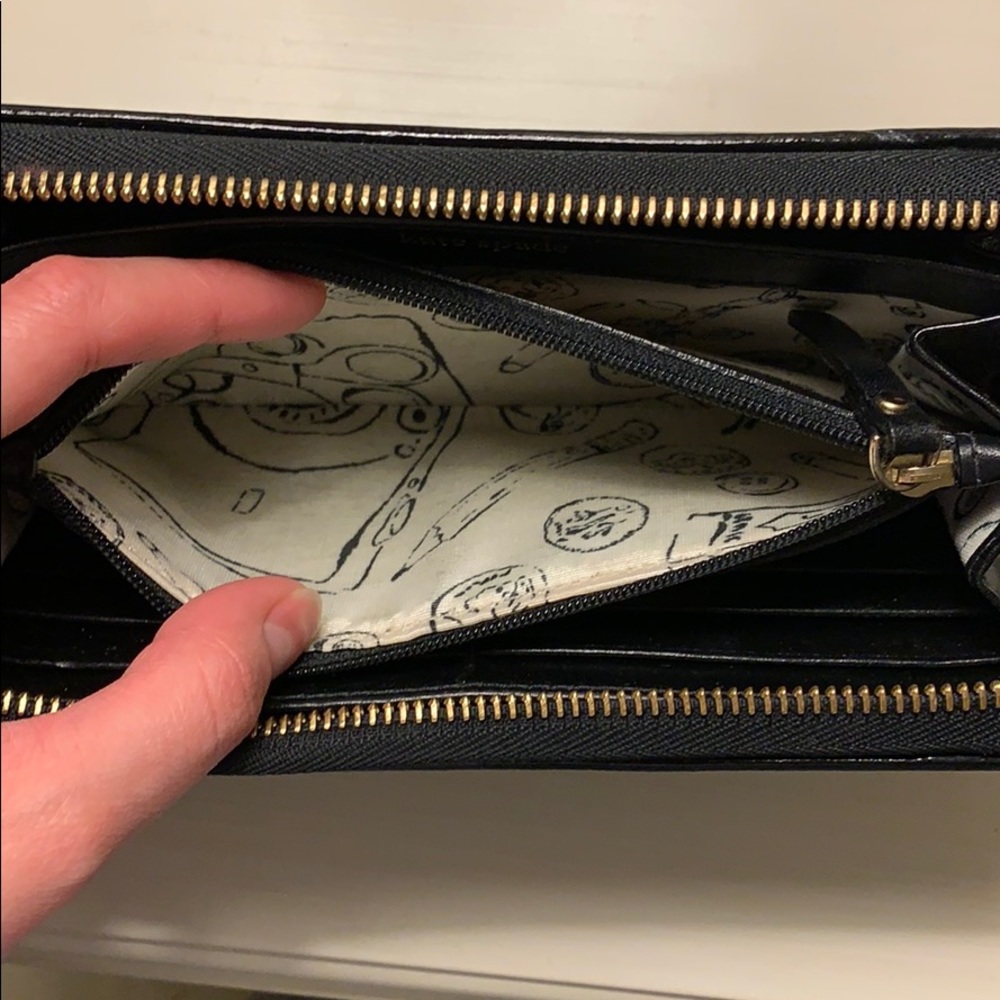Kate Spade Wallet - Picture 3 of 4